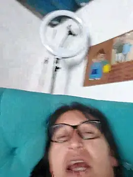 clarita_01n Live XXX chat