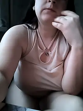 Milla-23's Live XXX Chat