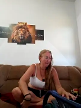 MILEIDE980 webcam show