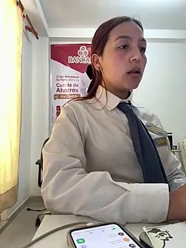 Emily-7_: онлайн-секс-чат