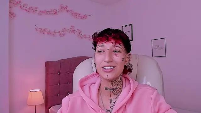 Czat XXX na żywo – Luci_Rose