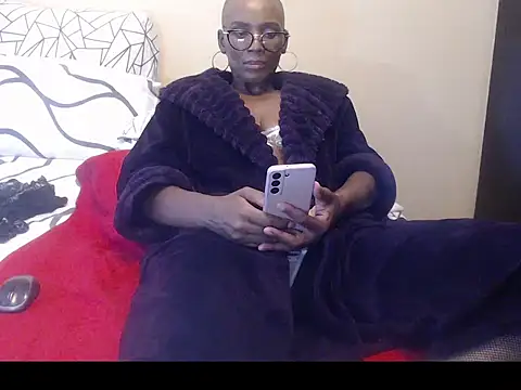 yummycherryxx's Live Chat Room