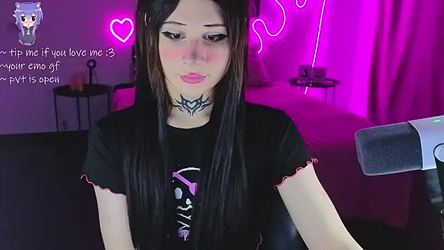 your_little_eva Adlı Modelin Web Kamerası Şovu