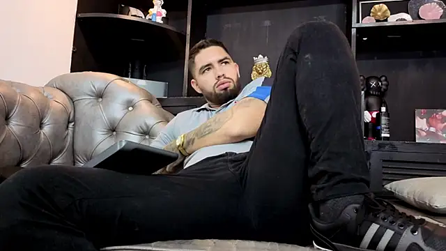 Chat +18 de matteosantos ao vivo