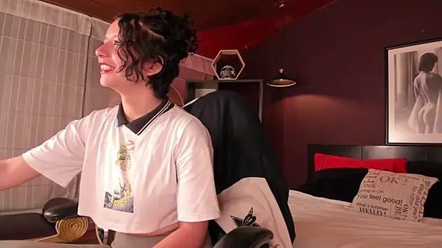 Moony_14's Live XXX Chat