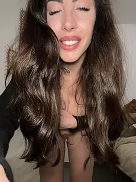 Eyline's Live XXX Chat