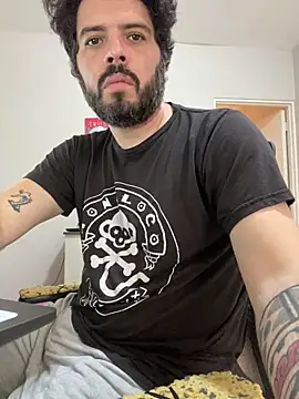 DaddyBear85 Pertunjukan Webcam