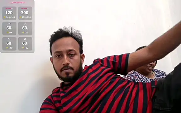 Pertunjukan Kamera Web Trending_Couple