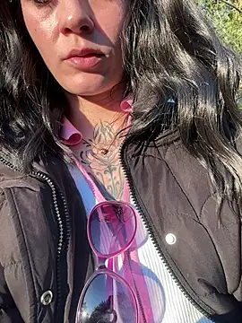 XXX chat uživo modela YourLittle_dream_