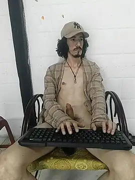 sk8-boyn Live XXX chat