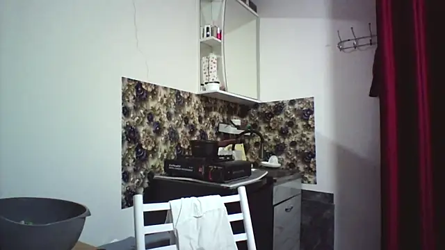 XXX chat uživo modela bella2322