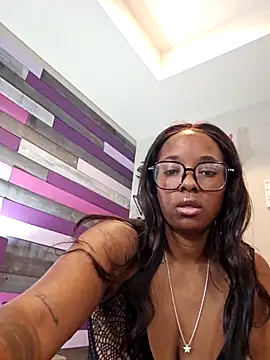 Kourtneyk's Webcam Show