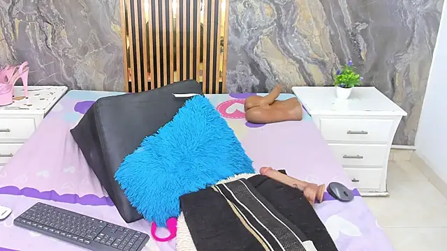 Chat XXX en directo de Nyakimgold