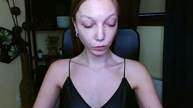 EmillyPlay Obrolan Langsung XXX