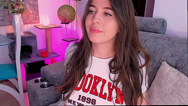 Sara_kitty12 live XXX chat