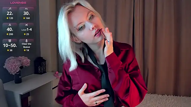 GoldenLenarz Live XXX Chat