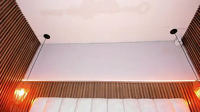 XXX chat uživo modela LisaLain