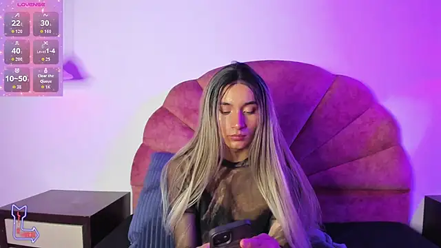 brihanna-young: διαδικτυακό σόου στην κάμερα