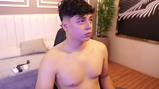 XXX chat uživo modela Ethan_occonor