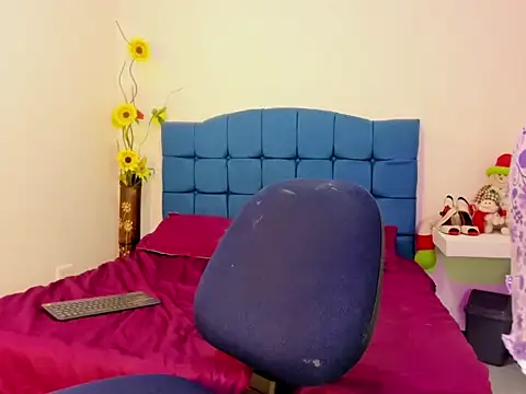 Ailanys_Miller Webcam Show