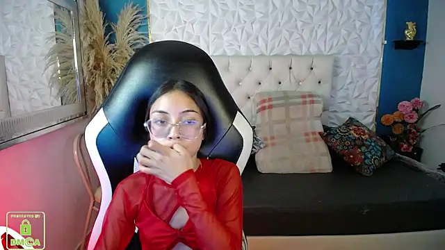 NathaliaSweet_11's Live XXX Chat