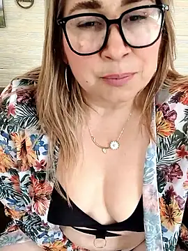 KamiSspencer's Live XXX Chat