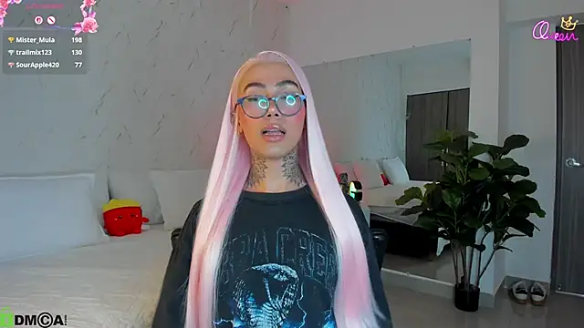 miss_tatiana_'s Live XXX Chat