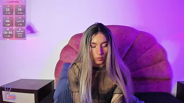 brihanna-young webkamerás műsora