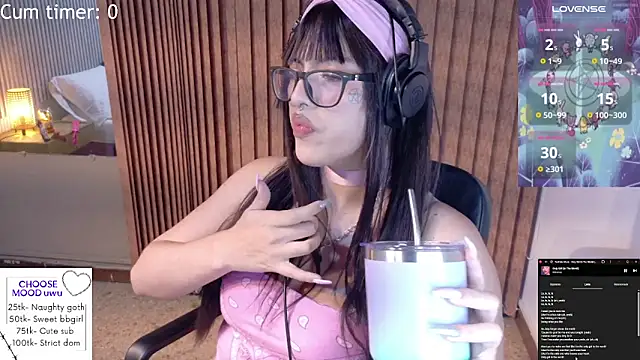 Eli666uwuのライブXXXチャット