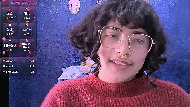 دردشة NinaYellow الجنسية المباشرة