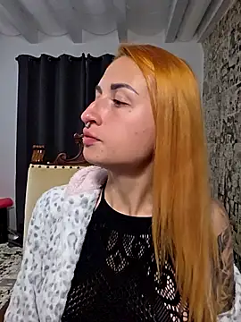 kylie_blck: απευθείας συνομιλία ΧΧΧ