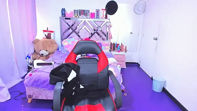 Chatroom XXX en direct de Luna_Analya