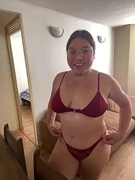 WHITEWOMEN_2 – Kamerová šou