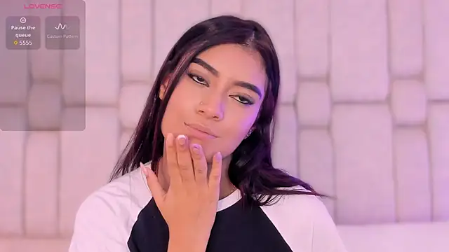 KatherineRuiz_'s Live XXX Chat