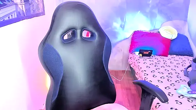 Chat +18 de Lunastar02 ao vivo