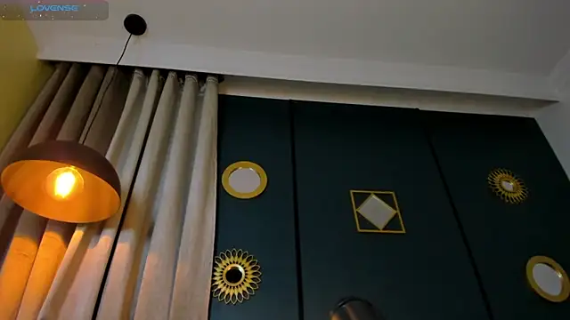 lia_sexx19 现场XXX聊天