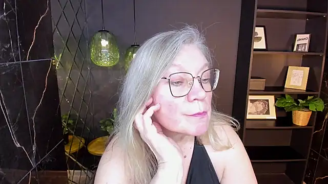 NataliMellow's Live XXX Chat