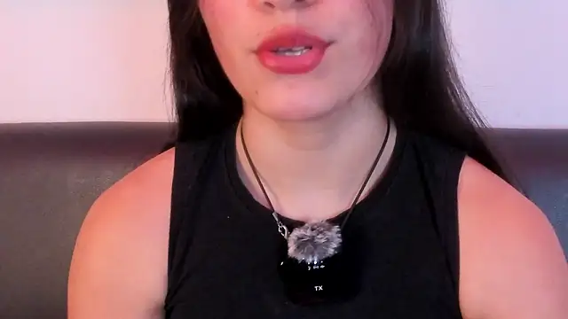 Chat XXX en directo de Scarlett__Fox__