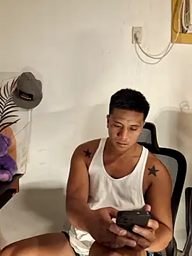 Chat XXX Live Felix_Asher