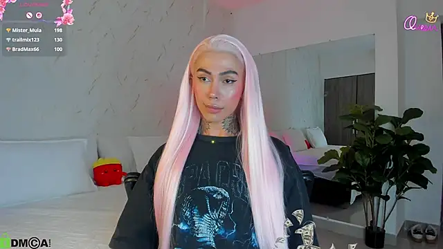 miss_tatiana_ Adlı Modelin Canlı XXX Sohbeti