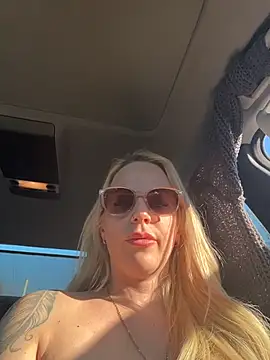 June695_ webcam show