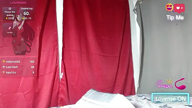 Chat XXX Live chanellmontes3