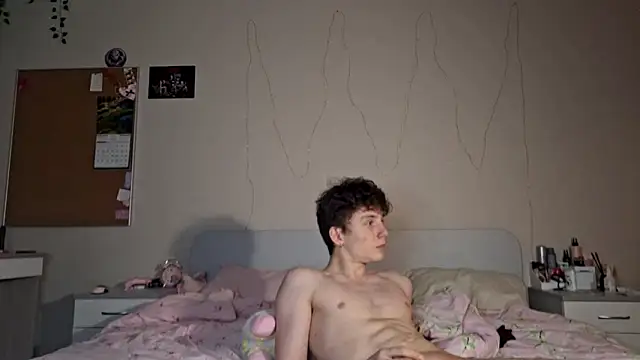 FloraCouple Live XXX Chat