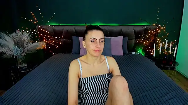 Rebecca_Diamond: απευθείας συνομιλία ΧΧΧ