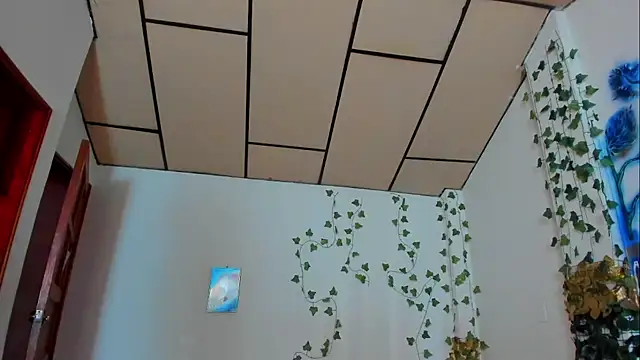 fulfill_fantasies1's Live XXX Chat