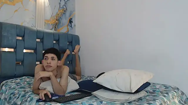 Онлайн чат XXX GOLD_BOYS