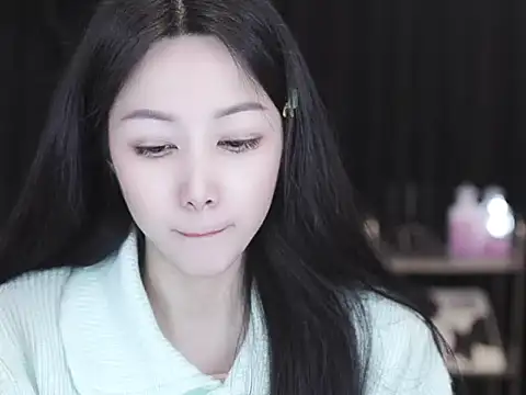 Chat +18 de Nuyoah-77 ao vivo