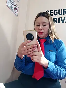 Chat +18 de Hannah-colx ao vivo