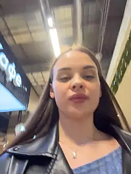 Chatroom XXX en direct de KristiRich