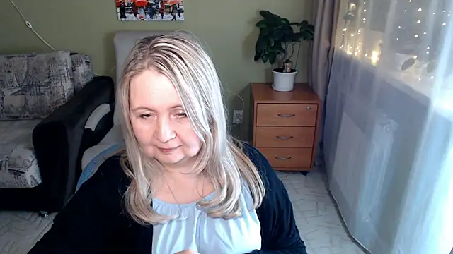 Chatroom XXX en direct de JanaMayer